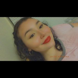 Meet your Posher, Anelyse